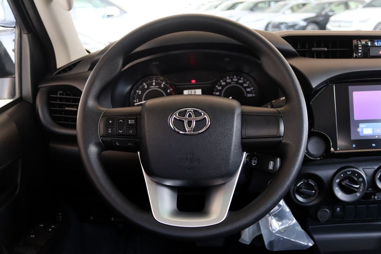 Toyota Hilux 2025 TOYOTA HILUX 2.7 4X4 AT **EXPORT ONLY**التصدير فقط خارج الخليج***