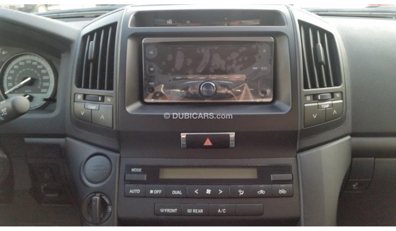 Toyota Land Cruiser G9, 4.5L Diesel, Manual, Transmission,  RR Difflock