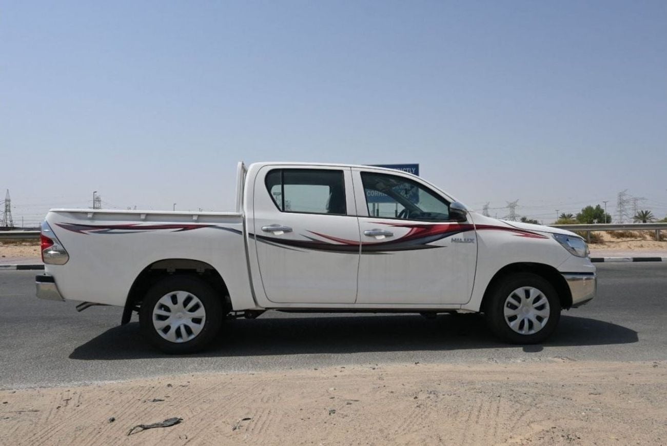 تويوتا هيلوكس TOYOTA HILUX 2.4L DIESEL 4X2 MODEL 2023