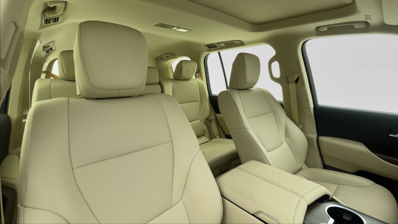 تويوتا لاند كروزر GXR 3.5 | بدون دفعة مقدمة | اختبار القيادة في المنزل