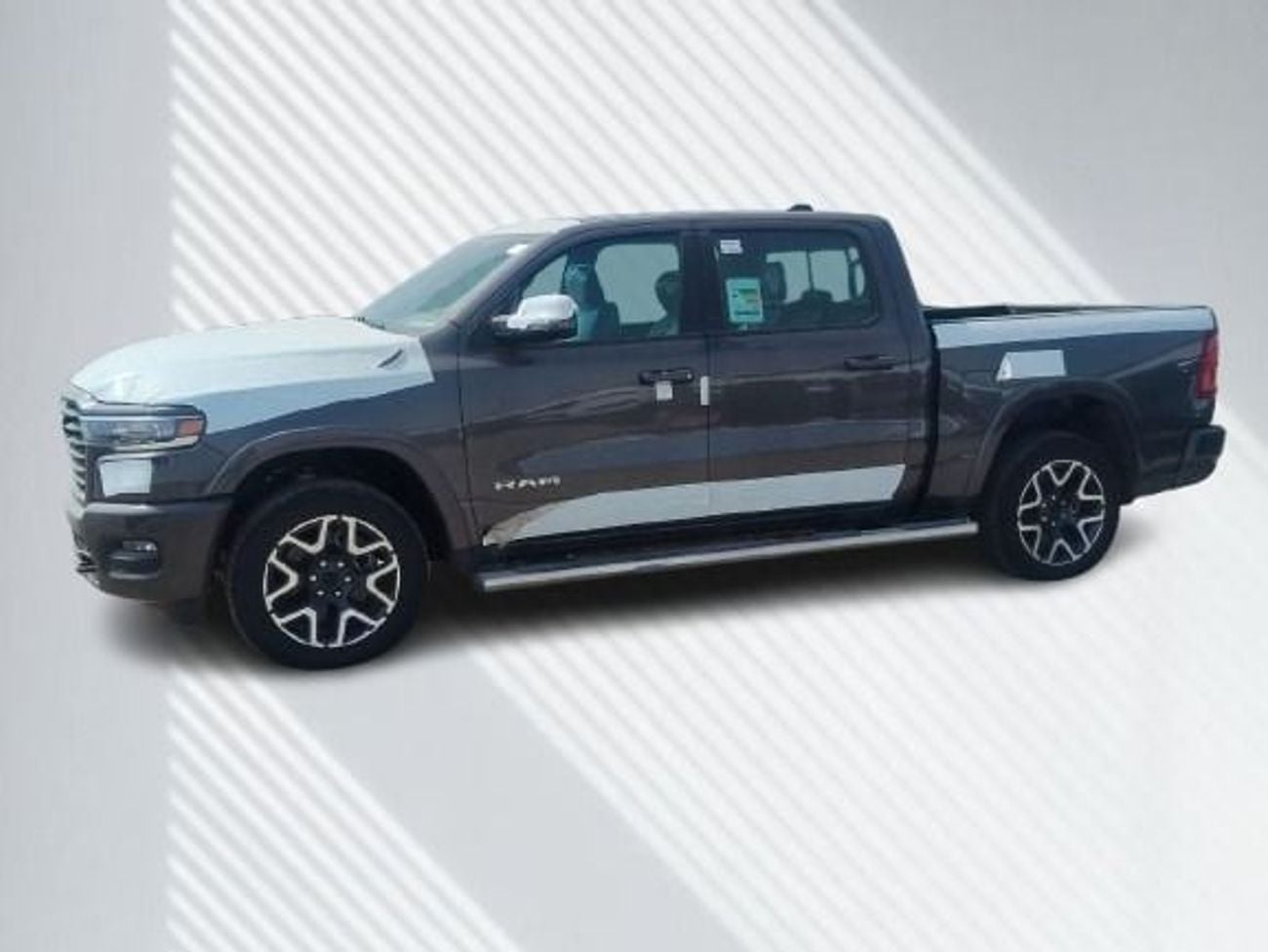 RAM 1500 LARAMIE CREW ( SPORTS PACK ) ( FOR RE-EXPORT ONLY)