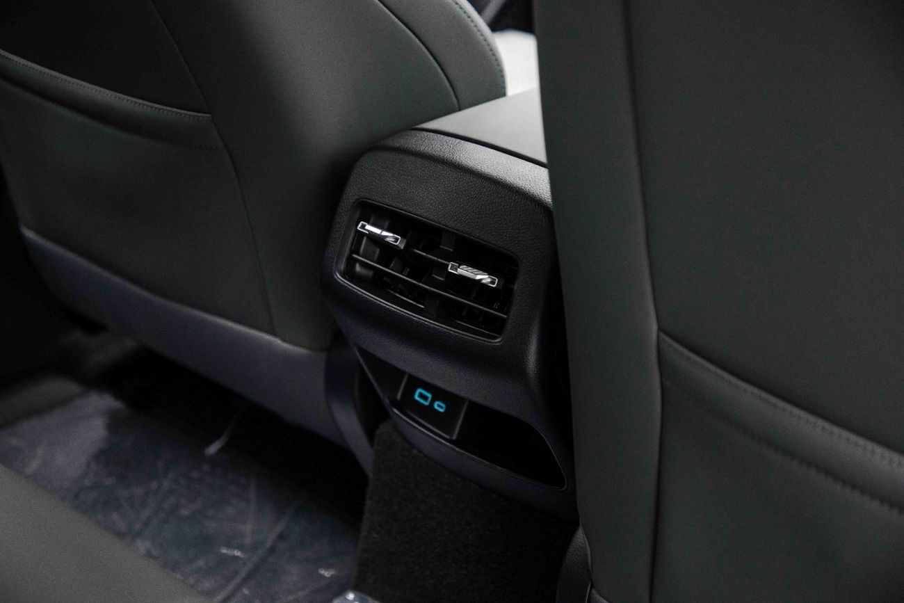 BYD QIN PLUS DM-i ID Leading Version 1.5L - White Inside Grey | Export Only