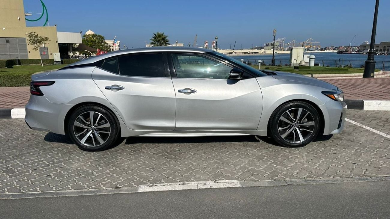 Nissan Maxima SV
