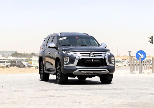 Mitsubishi Montero Sport GLS Premium 3.0L (7 Seater) Mitsubishi Montero Sport 2021 GCC model in excellent condition, no accid