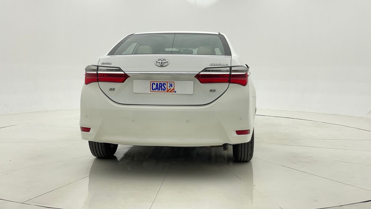 تويوتا كورولا SE 2 | بدون دفعة مقدمة | اختبار قيادة مجاني للمنزل