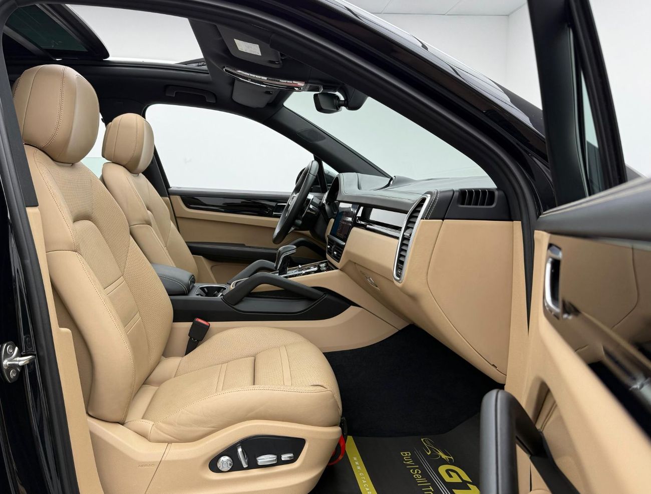 بورش كايان Std 3.0L (340 HP) 2018 Porsche Cayenne, 2026 Porsche Warranty, Full Porsche Service History, Excelle
