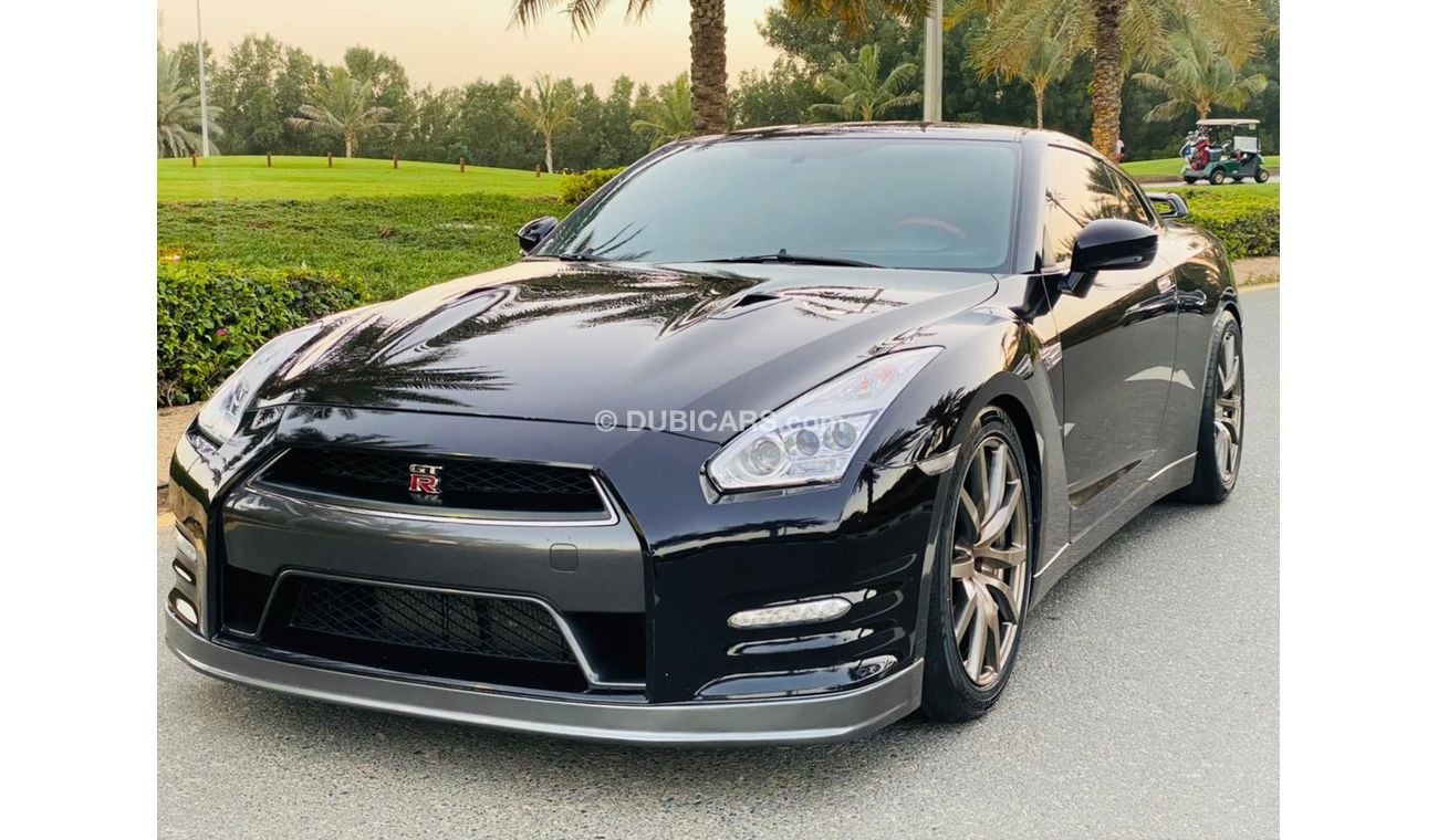 Nissan GTR Nissan GT-R GCC 2013 perfect condition clean car