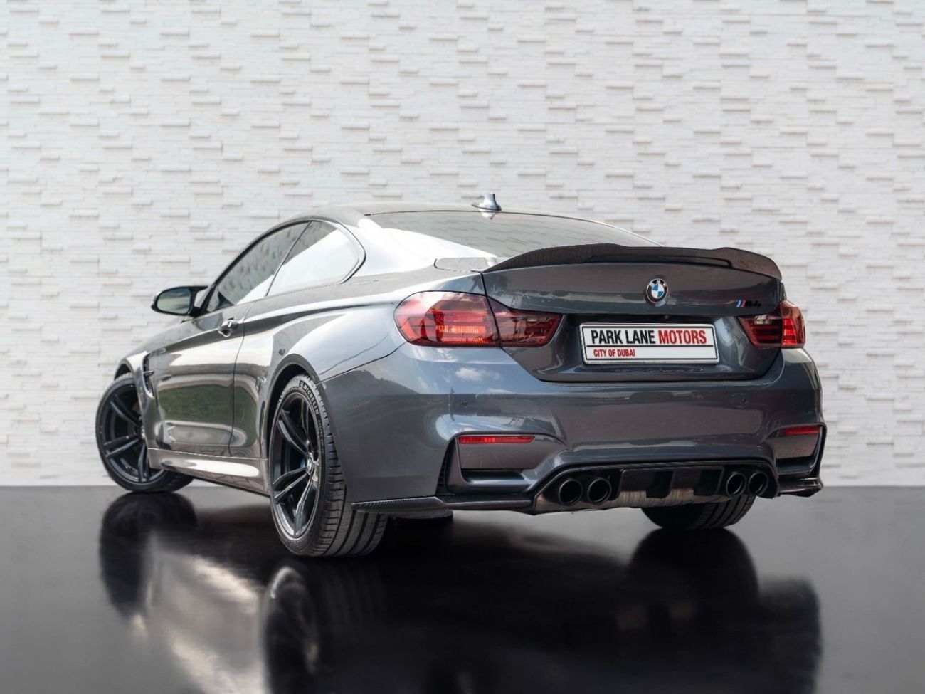 BMW M4 3.0T 3.0L