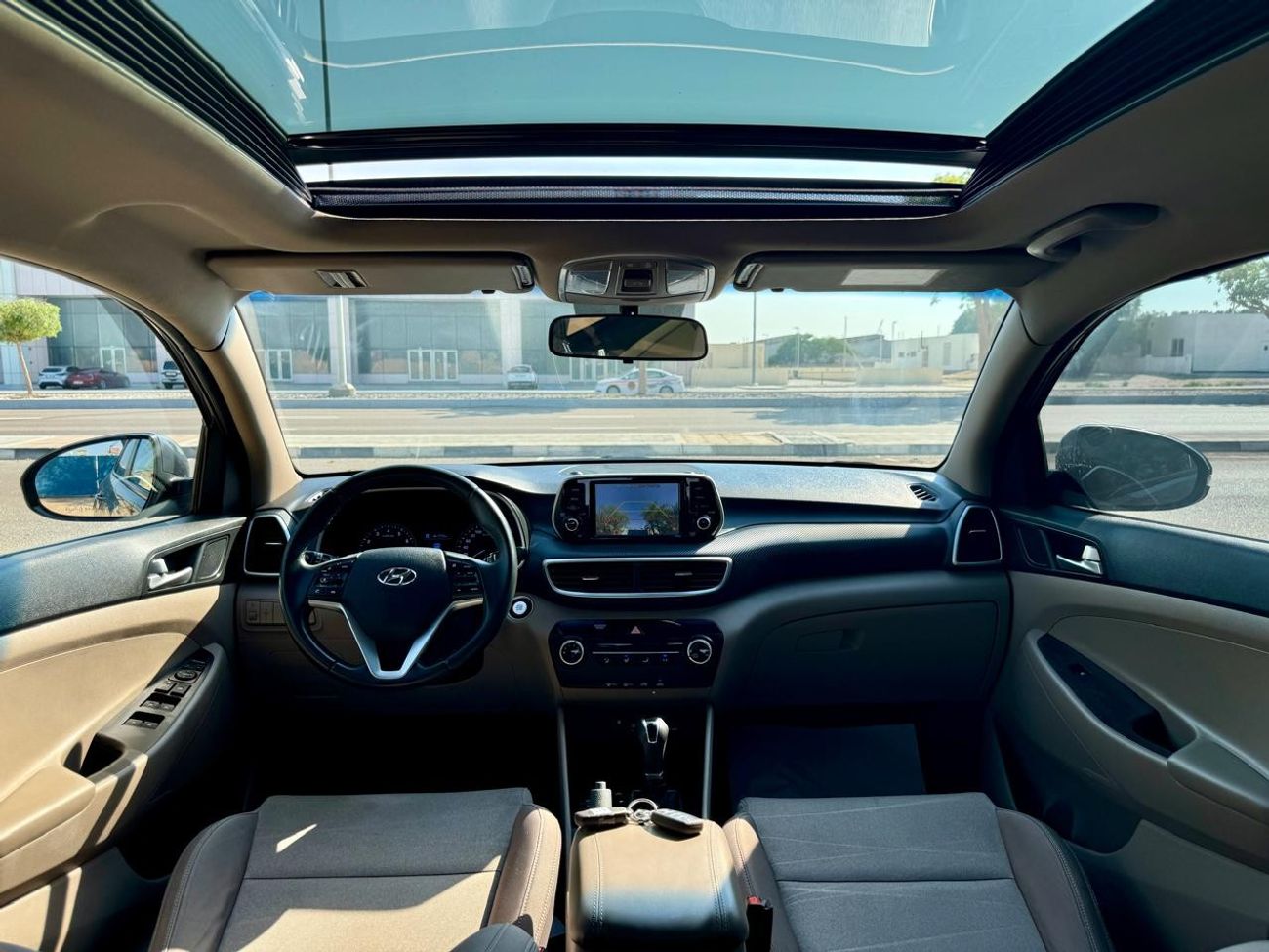 هيونداي توسون Full Option 2.4L 860-Monthly l GCC l Panoramic, Cruise, Camera l Accident Free