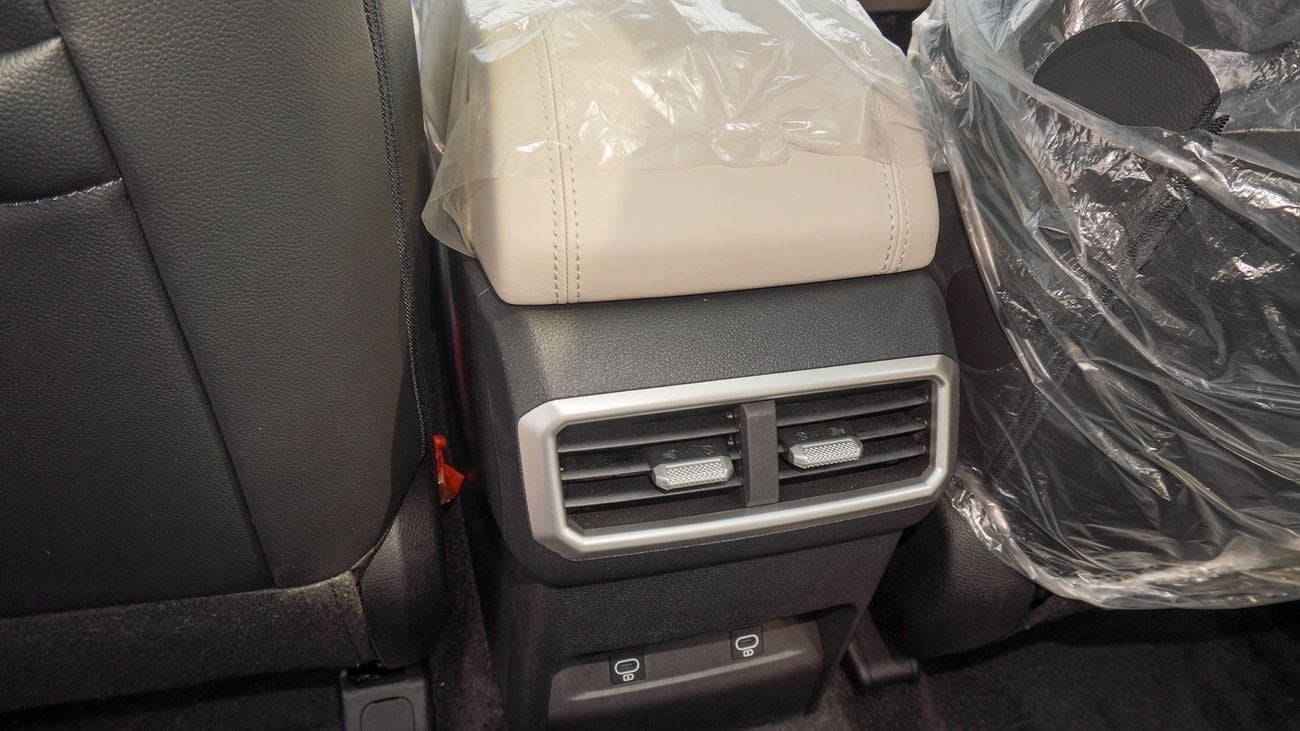 Kia Sportage Brand New Kia Sportage 2025 Export 1.5L 2WD Petrol|Grey/Beige|N-KIA-SPO-2WD-25|