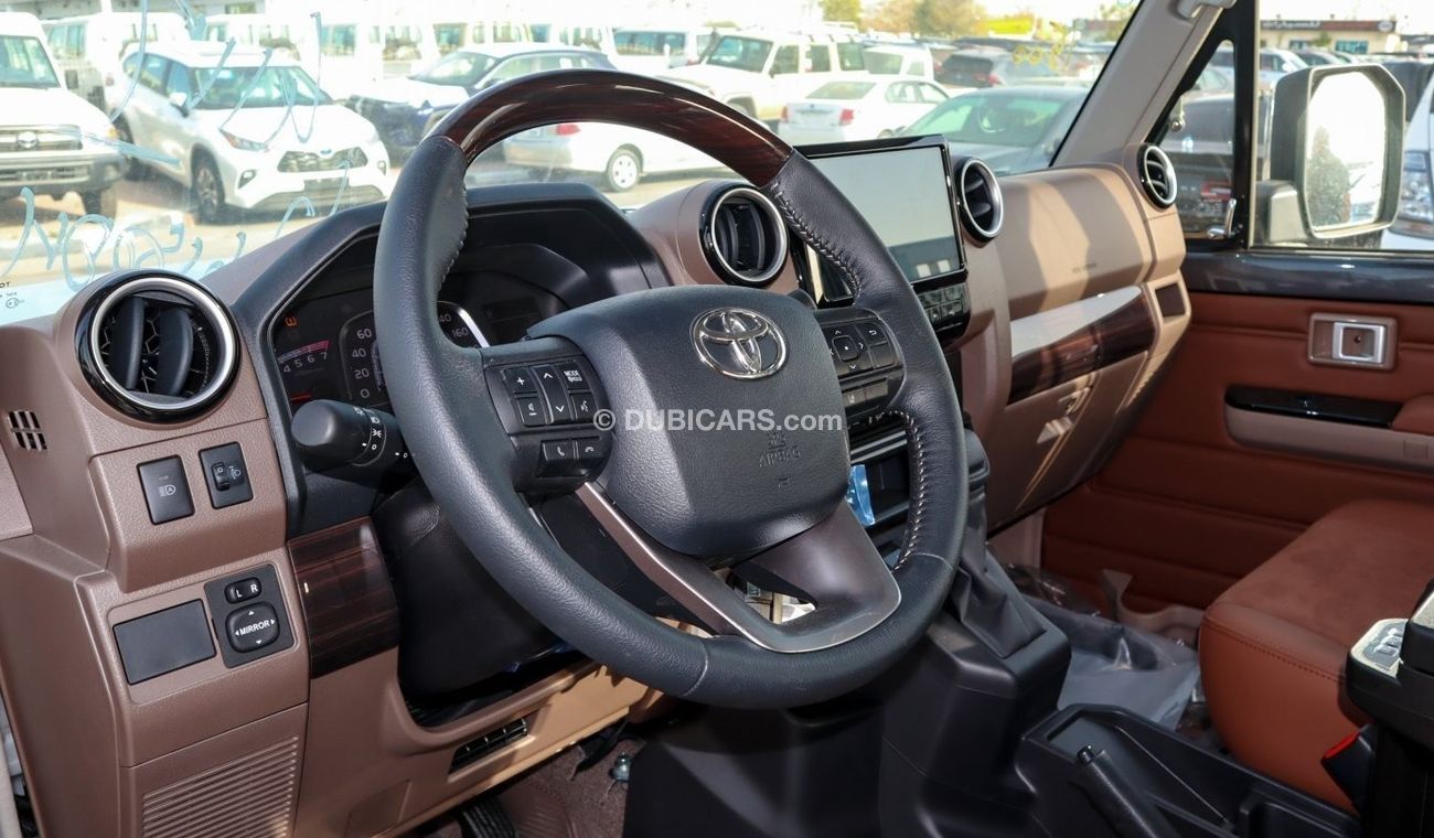 تويوتا لاند كروزر 70 2024 LC 71 - V6 4.0L PETROL AUTOMATIC FULL OPTION