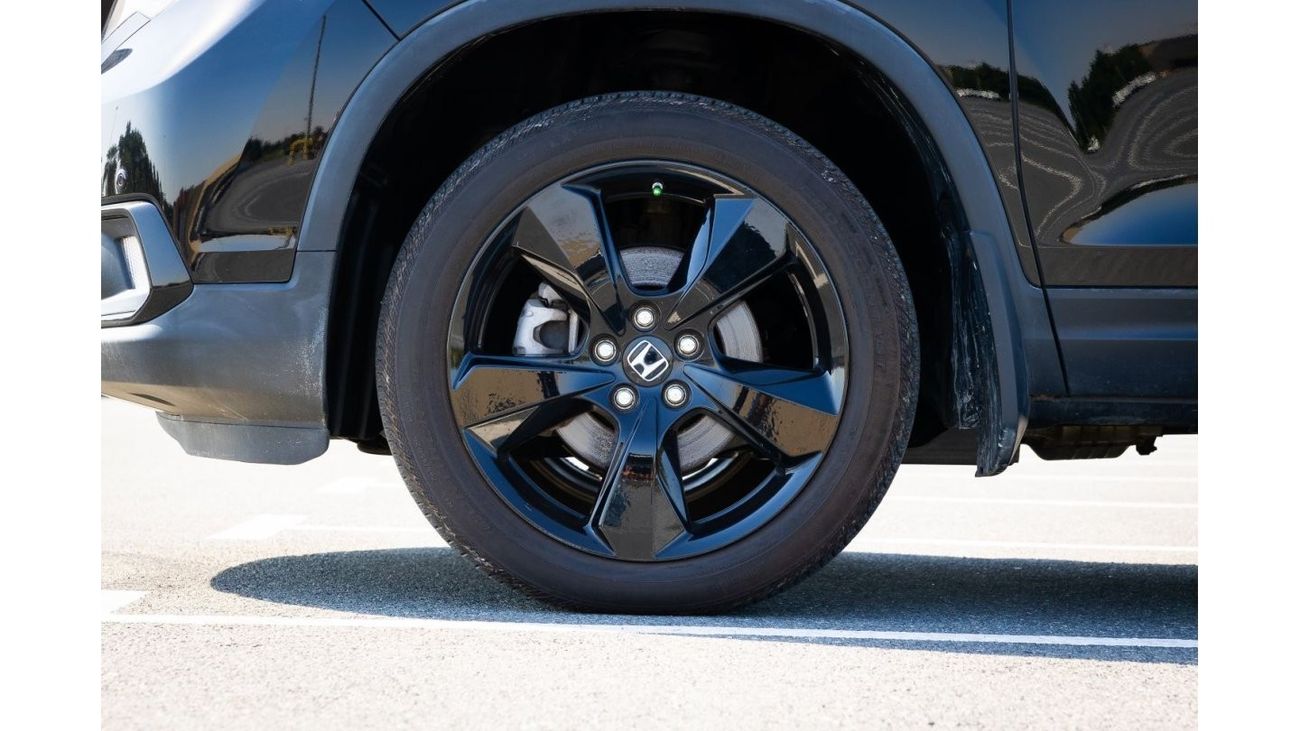 Honda Passport Touring AWD 2020 SUV 3.5L AWD Petrol A/T / Brawny V6 engine / Like New Condition / Book Now