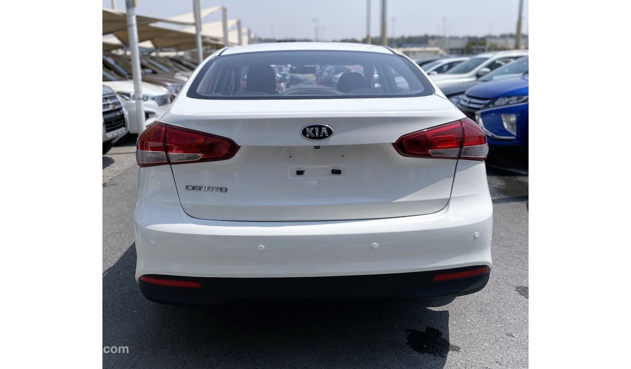 Kia Cerato LX ACCIDENTS FREE - GCC - ORIGINAL PAINT - PERFECT CONDITION INSIDE OUT