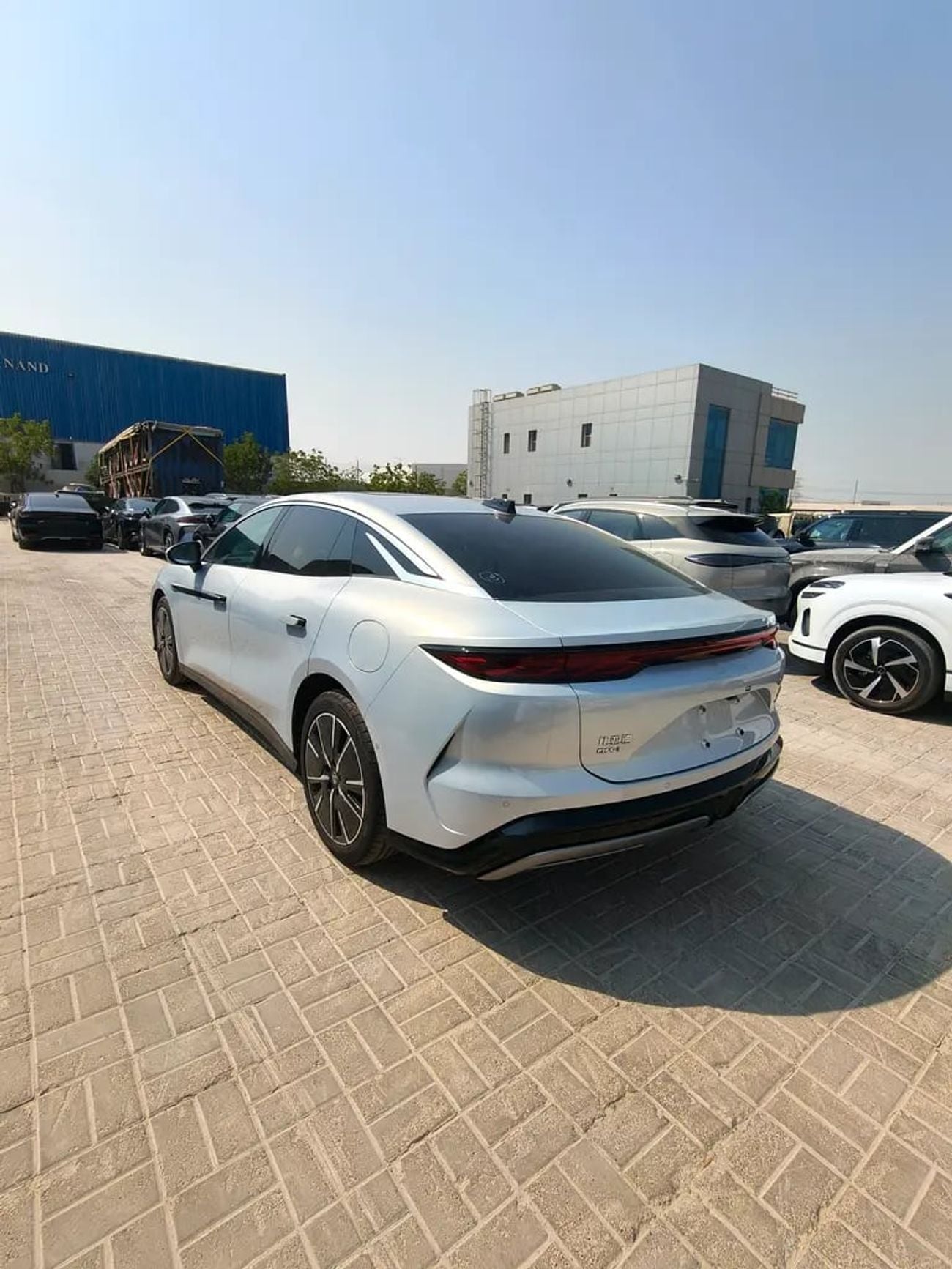 BYD HAN L DM-i Radar Flagship 200KM