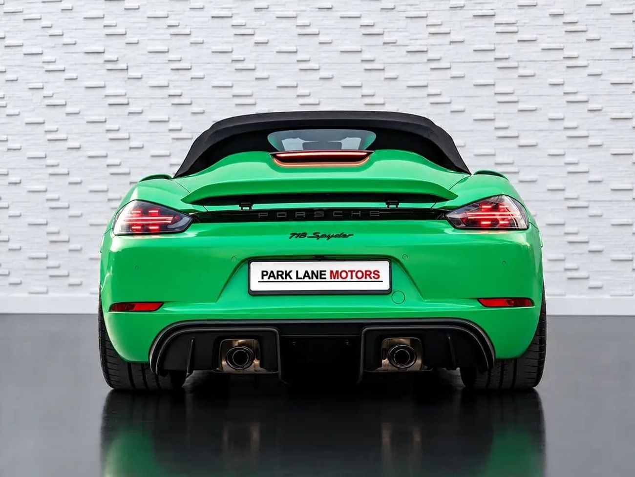 Porsche 718 Spyder STANDARD