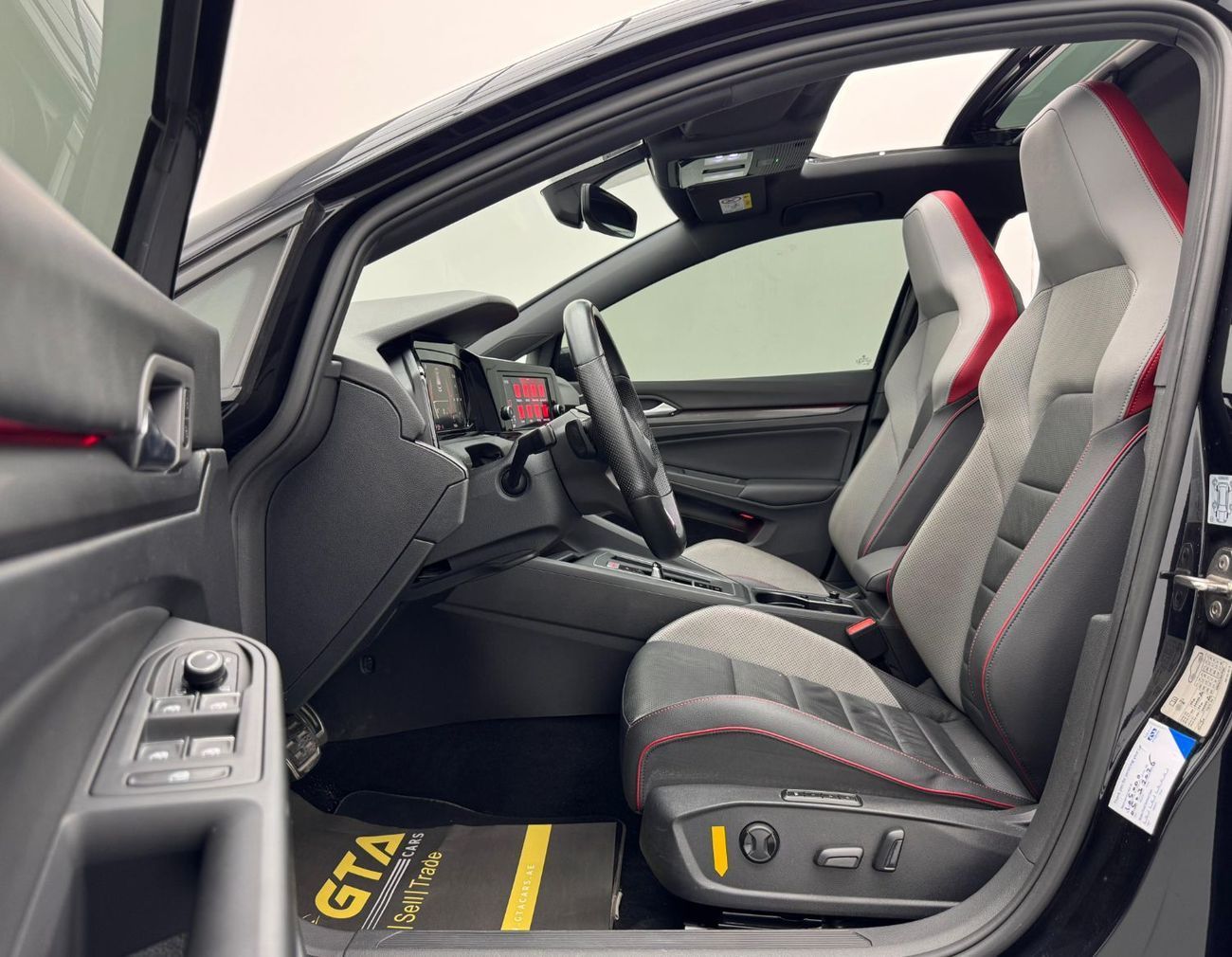 Volkswagen Golf GTI 2021 Volkswagen Golf GTI P2, 2026 VW Warranty, VW Service History, Excellent Condition, GCC