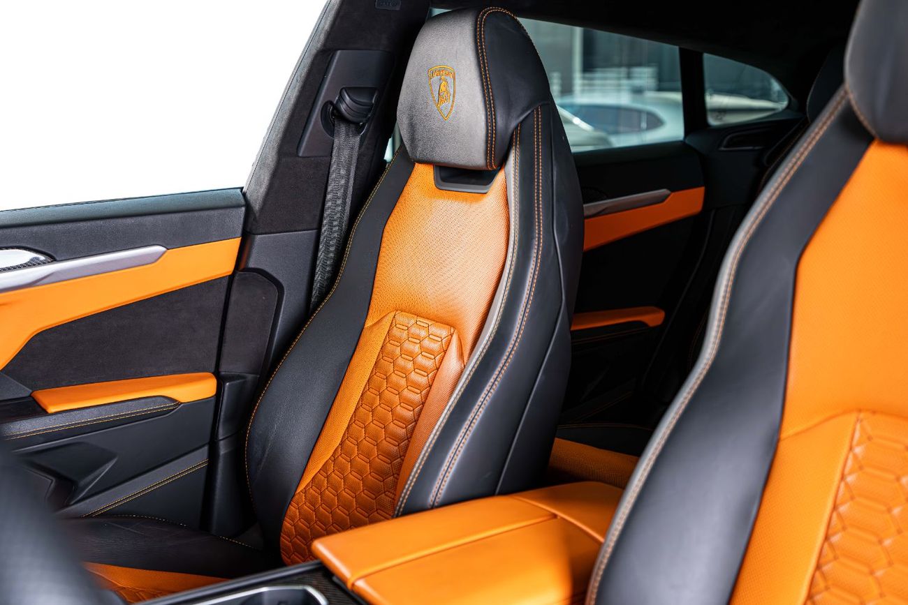 Lamborghini Urus STD 4.0T V8 Mansory Kit-Chopped Carbon Fiber Exterior-Performance Exhaust System-4 VIP Seats