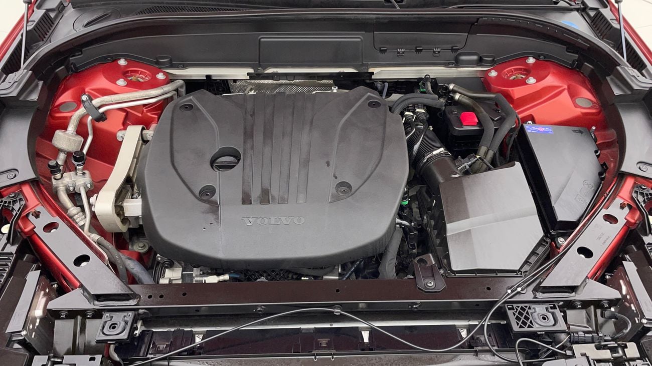 Volvo XC60 B5 ULTIMATE DARK AWD 2 | Zero Down Payment | Home Test Drive