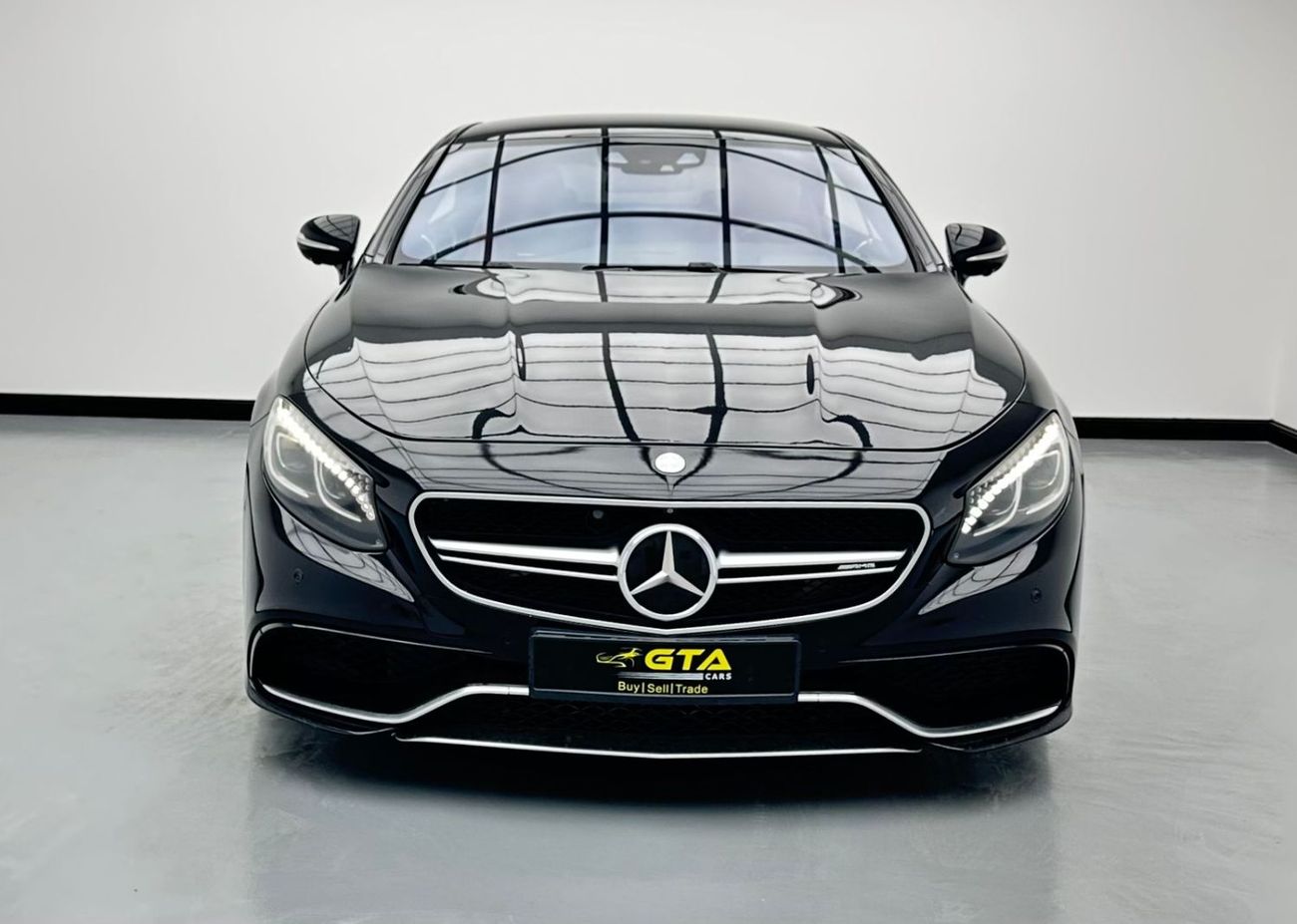 Mercedes-Benz S 63 AMG Coupe 2015 Mercedes-Benz S63 AMG 4MATIC, Service History, Excellent Condition