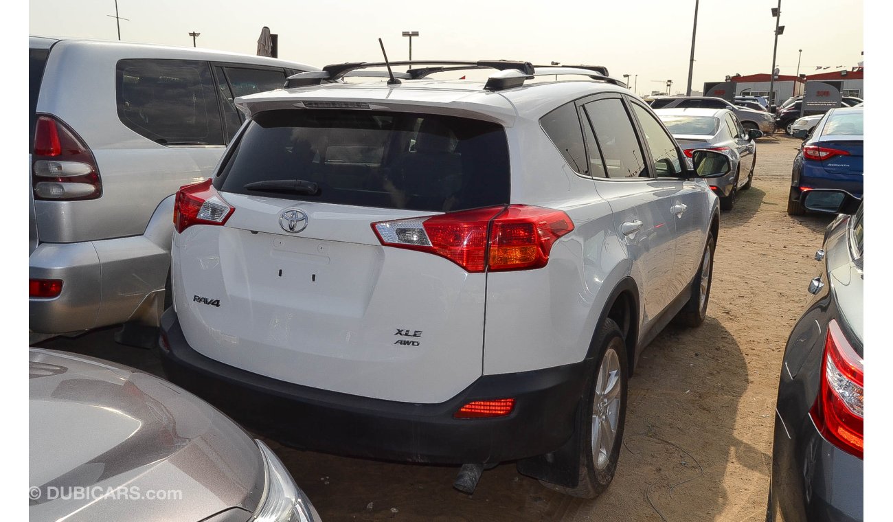 Toyota RAV4 XLE AWD