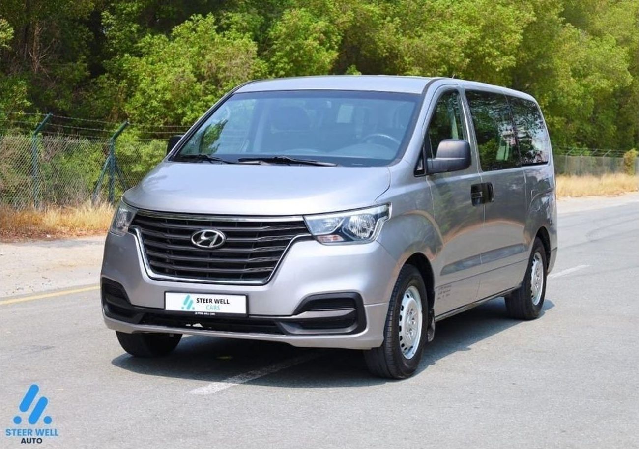 Hyundai H-1 Std GL 2.5L RWD - Petrol Automatic - 9 Seater Passenger Van - Like New Condition