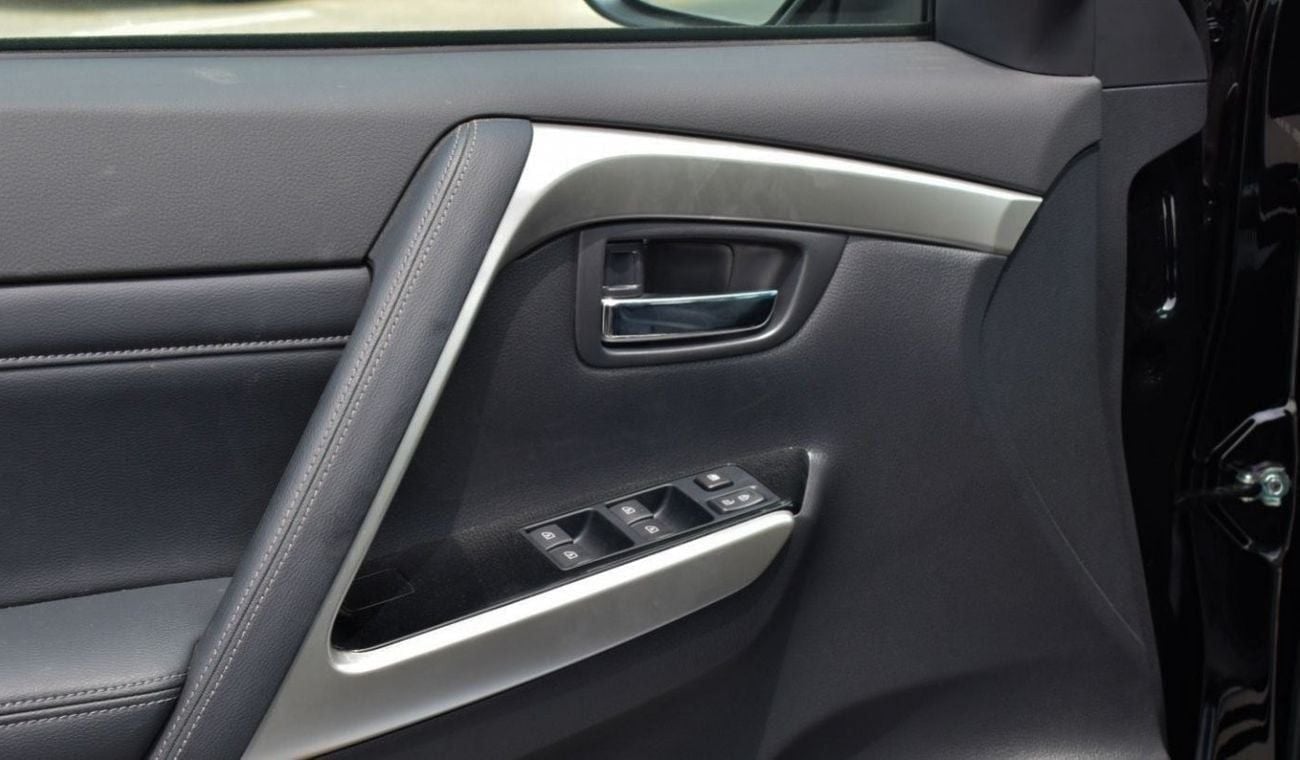 Mitsubishi Montero Brand New Mitsubishi Montero Sport 2023 Export 3.0L A/T 4WD Petrol|Black/Black|MONTEROSPORTGLS3