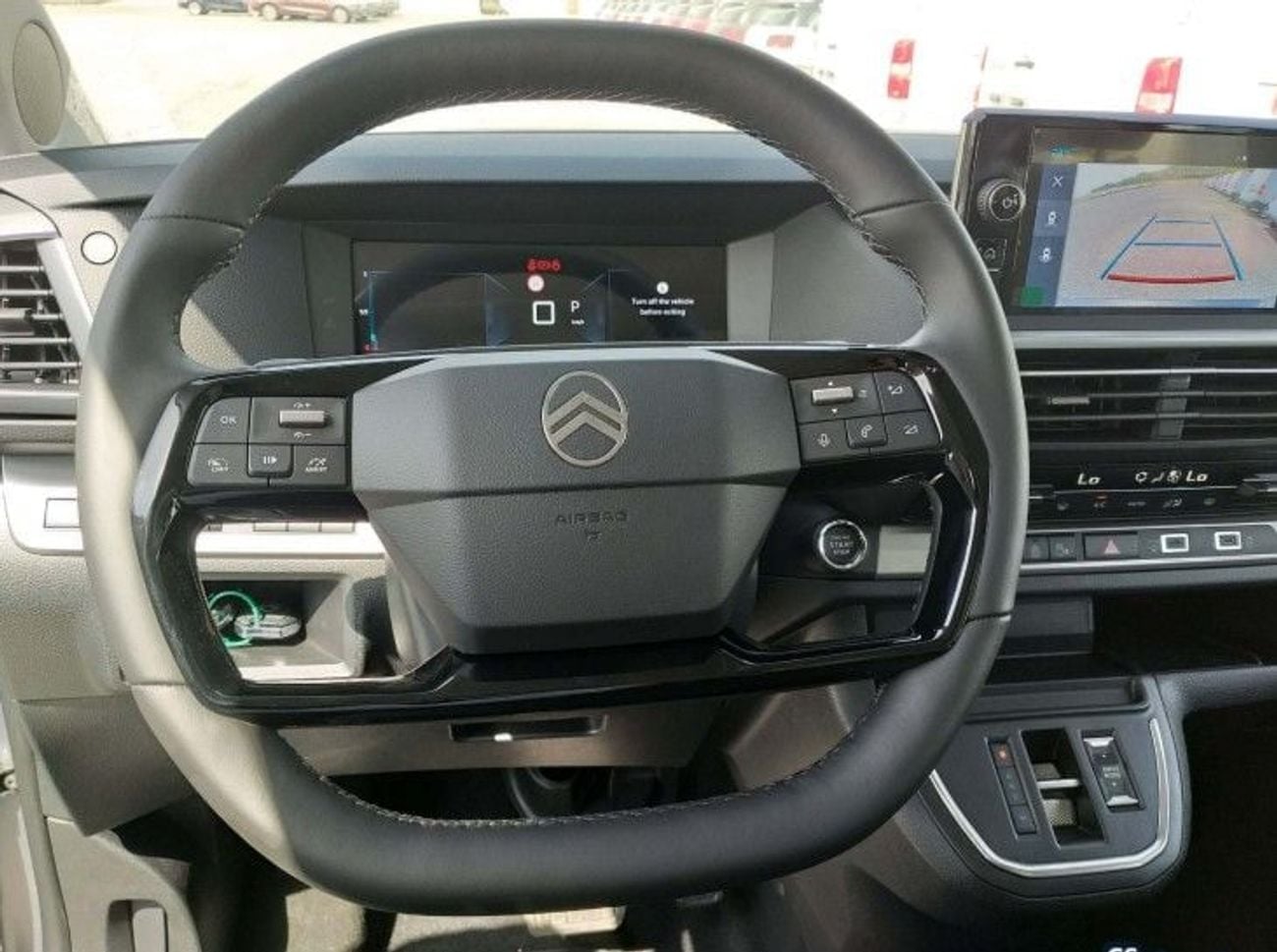 Citroen Spacetourer Citroën SpaceTourer 2026 Business Lounge – 2.0L Turbo Diesel | Automatic | VIP Business Lounge