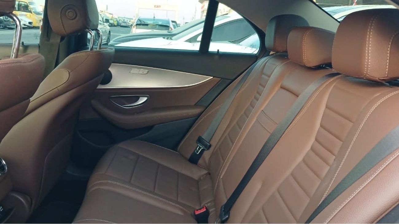 Mercedes-Benz E300 AMG MERCEDES E300