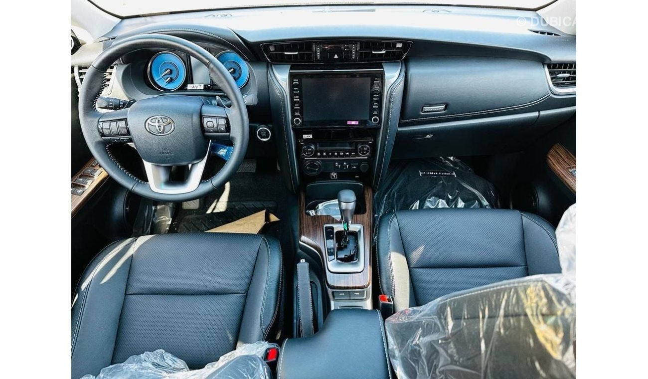 Toyota Fortuner 4.0L 4x4 V6 HI 6AT ADVENTURE AVL COLORS FOR EXPORT