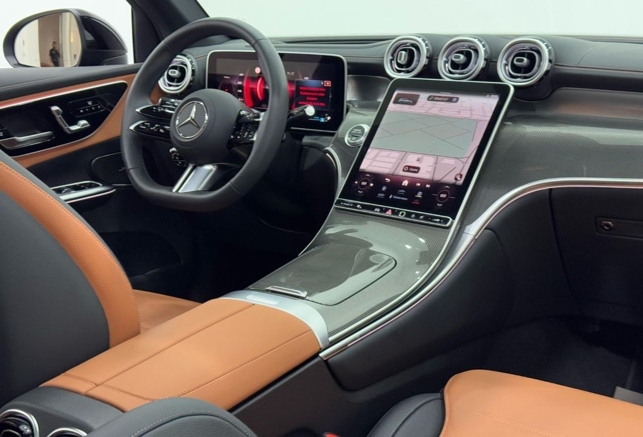 Mercedes-Benz GLC 200 4Matic 2024 Mercedes Benz GLC200 AMG 4MATIC, 2029 Mercedes Warranty + Service Pack, Very Low Kms, GC