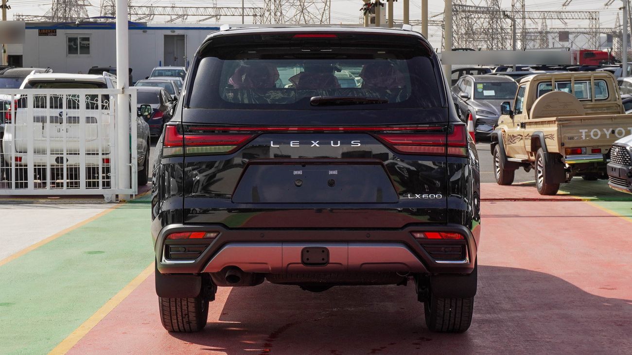 لكزس LX 600 3.5L V6