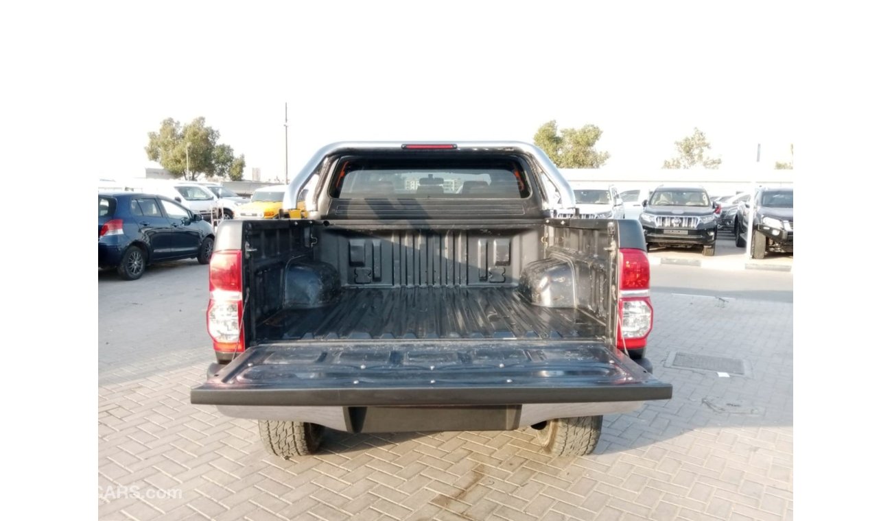 تويوتا هيلوكس TOYOTA HILUX PICK UP RIGHT HAND DRIVE (PM981)