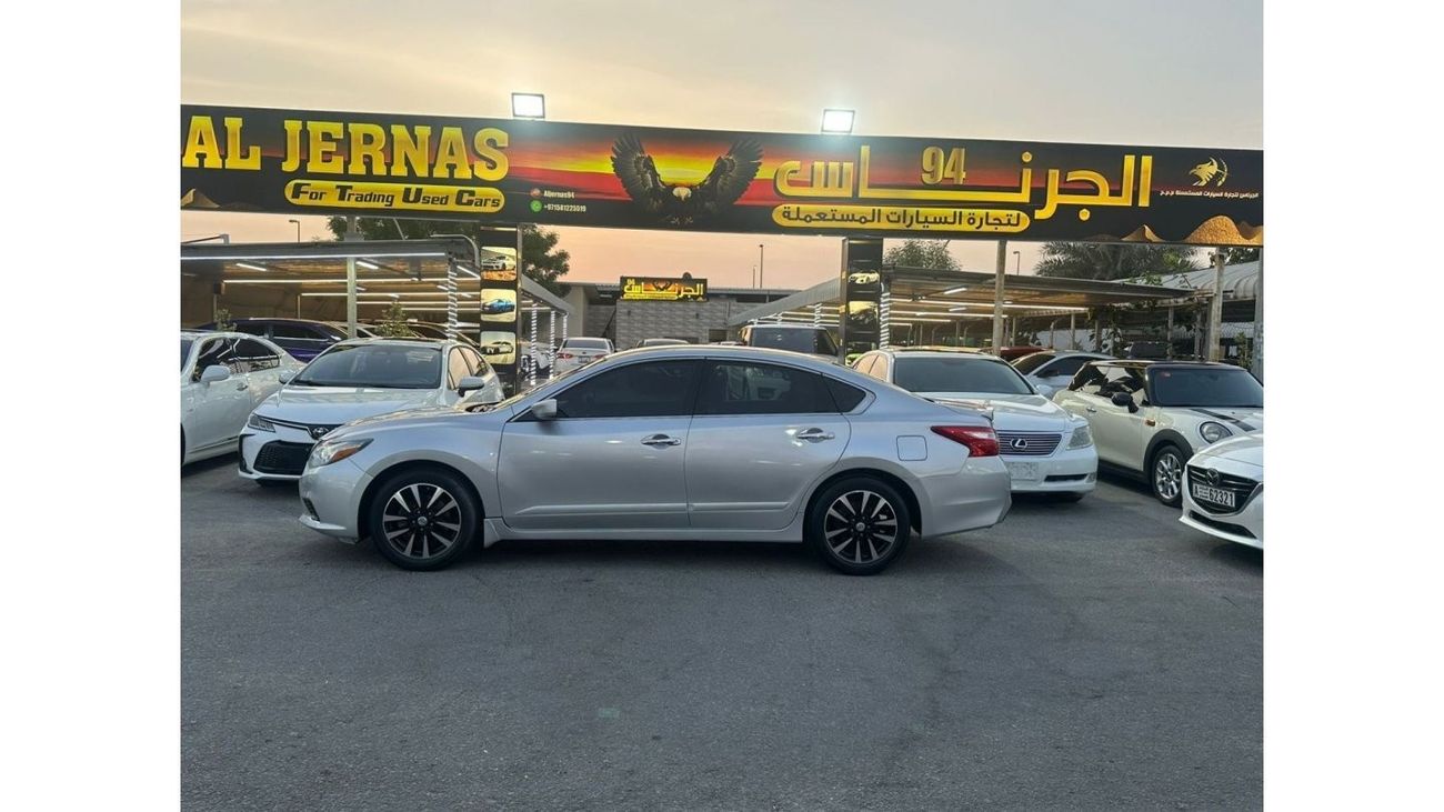 نيسان ألتيما