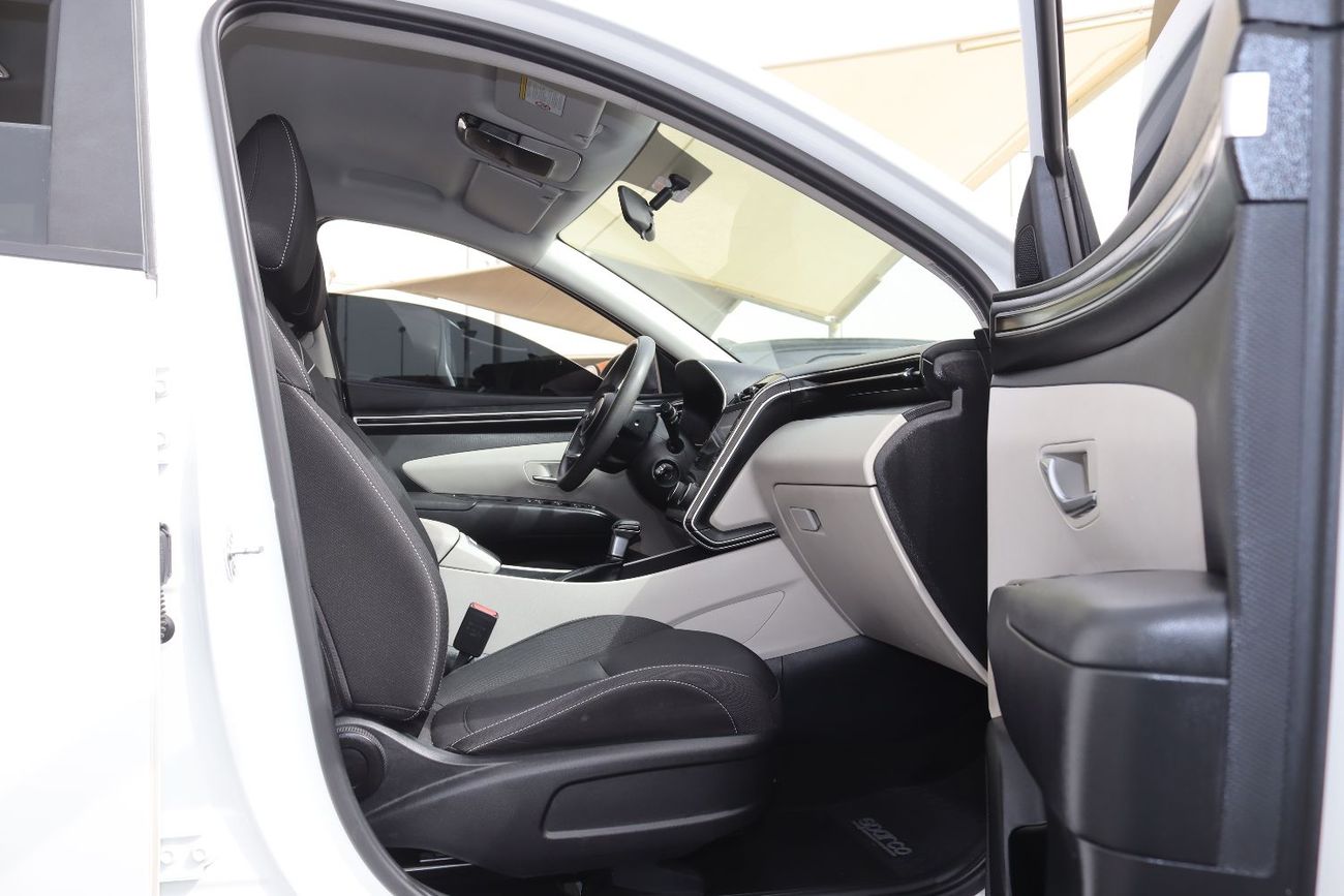 Hyundai Tucson Comfort 2.0L HYUNDAI TUCSON 2023 - GCC -2.0L - Price 78,000 - KM 75,000 - In Excellent Condition