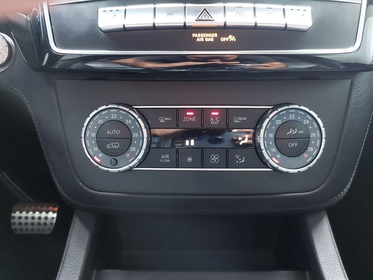 مرسيدس بنز GLS 550 MERCEDES-BENZ GLS 550 SUV LHD 2016 MODEL 4.7 PETROL AUTOMATIC (PM18220)