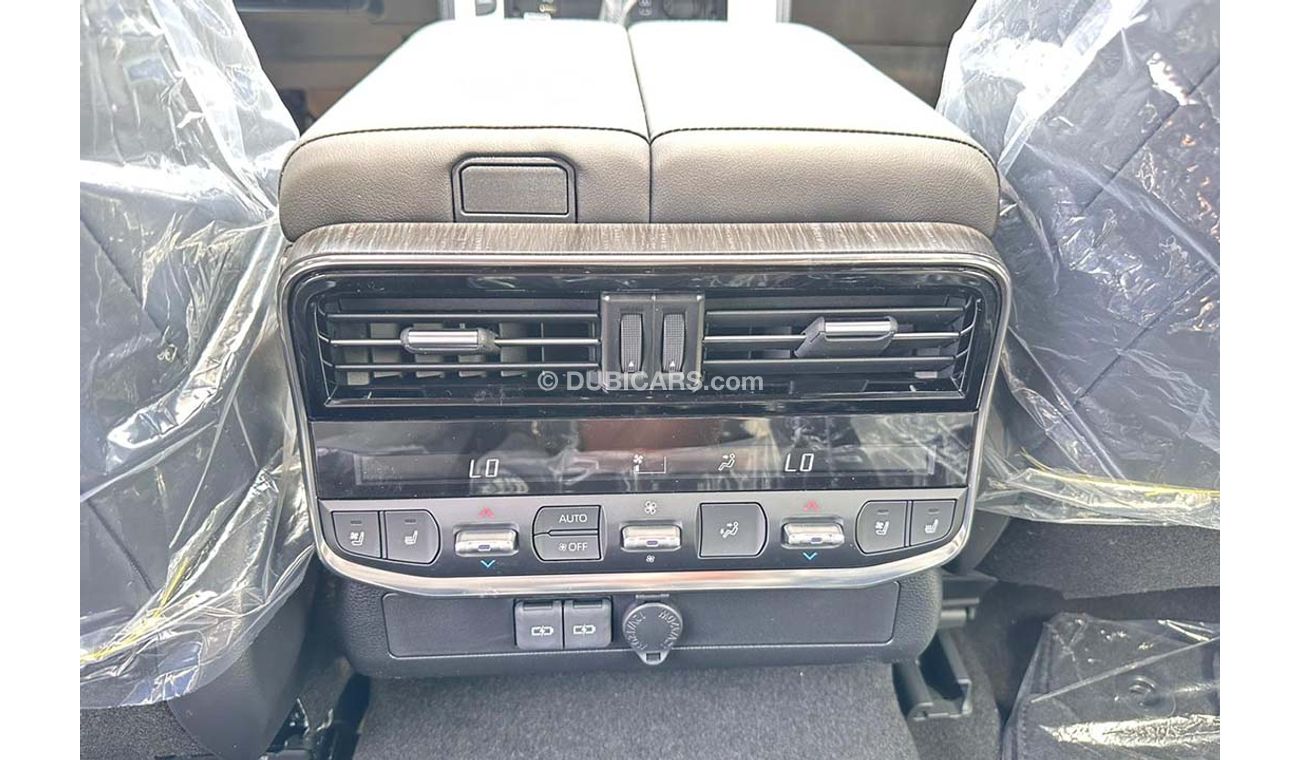 تويوتا لاند كروزر 300 3.3L - DSL - GRS - 5STR -23YM - WHT_BLK - EURO (LOCAL OFFER)