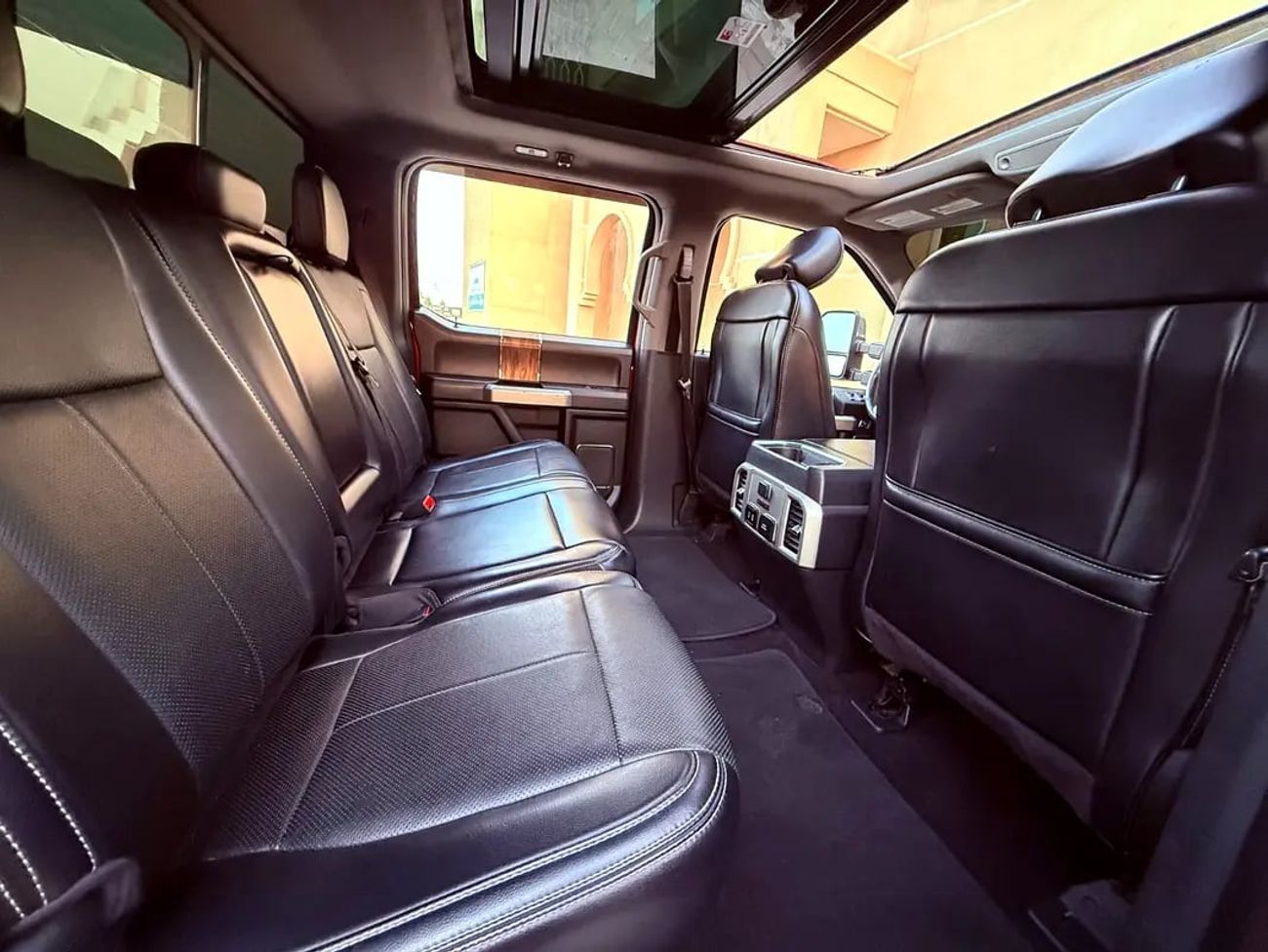 Ford F-150 LARIAT SUPER LUX+SPORTS PK | Canadian Specs فورد فل اوبشن بحالة ممتازة