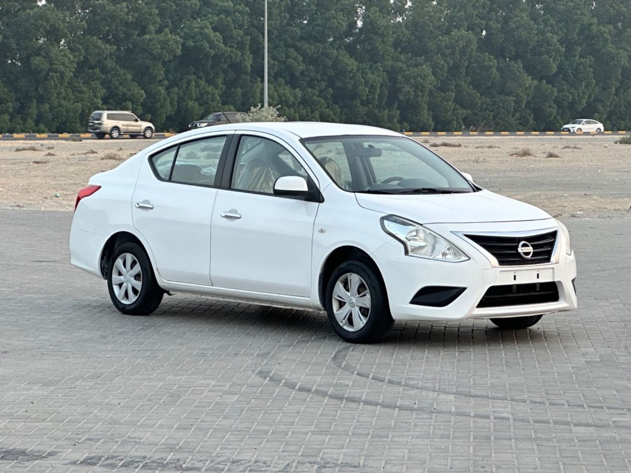 نيسان صني MODEL 2019 GCC CAR PERFECT CONDITION INSIDE AND OUT SIDE