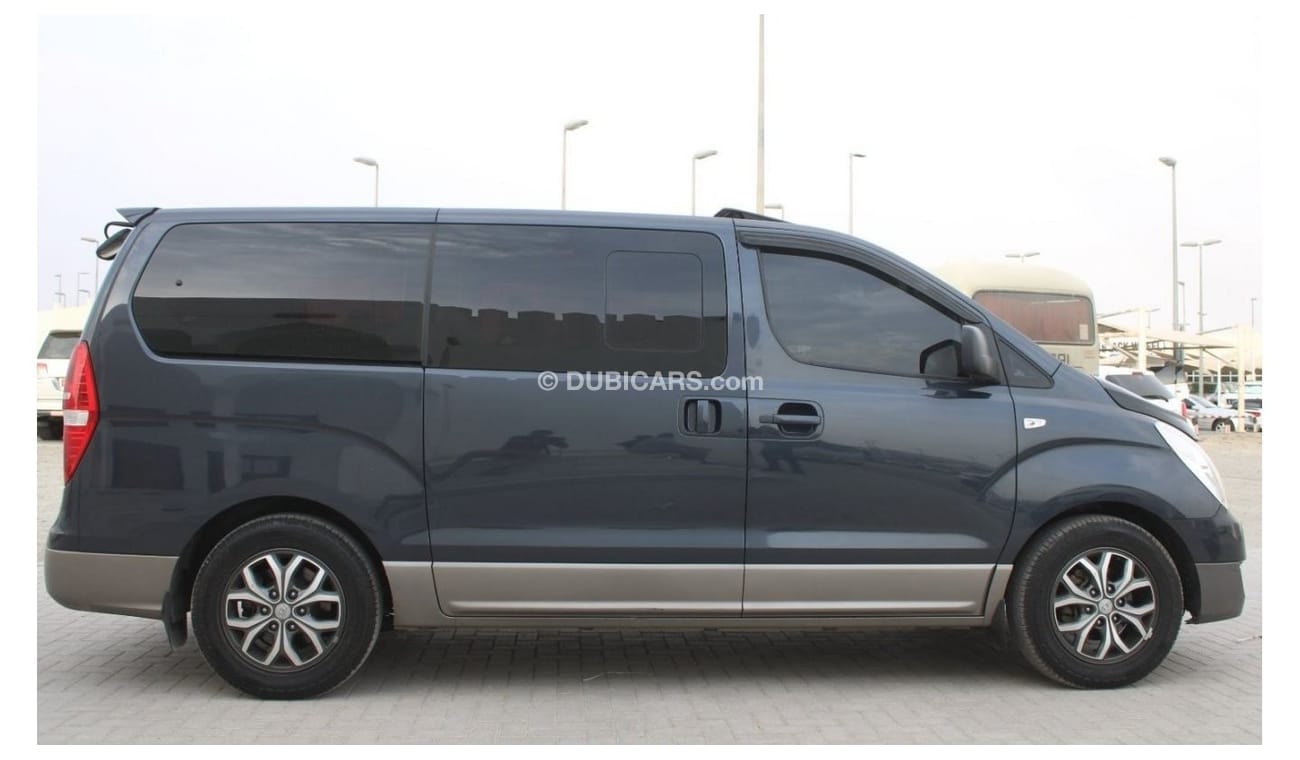 هيونداي جراند ستاريكس هيونداى جراند استاركس 2018 فل اوبشن رمادى وارد كوريا بحالة ممتازة بدون حوادث