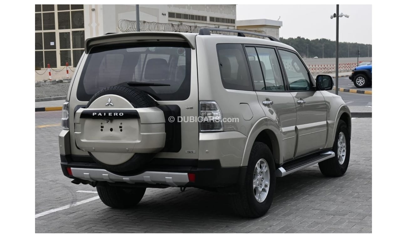 Mitsubishi Pajero GCC EXCELLENT CONDITION WITHOUT ACCIDENT 2008