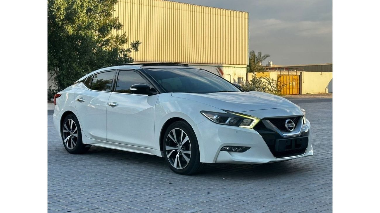 Nissan Maxima SV
