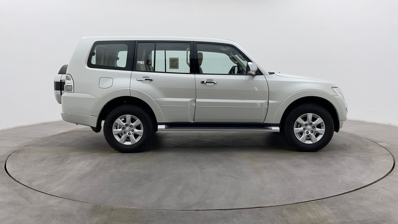 Mitsubishi Pajero GLS 3500