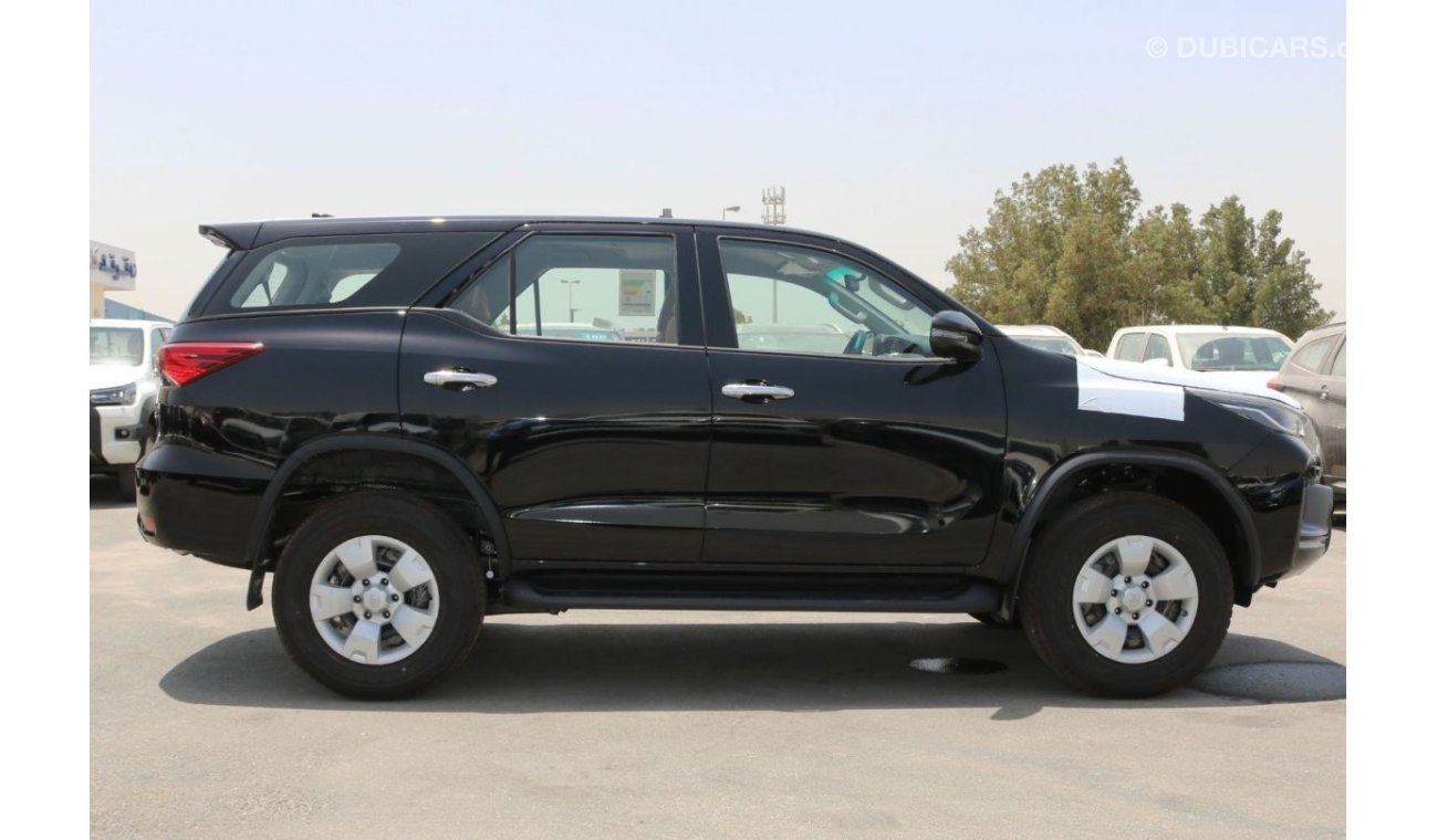 تويوتا فورتونر LOWEST PRICE 2023 |  2.4L DIESEL 4X4 , REAR A/C, CLIMATE CONTROL WITH GCC SPECS EXPORT ONLY