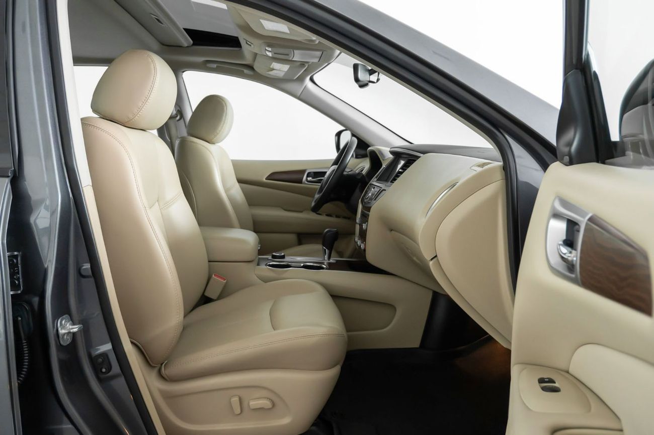 Nissan Pathfinder Midnight Edition 3.5L