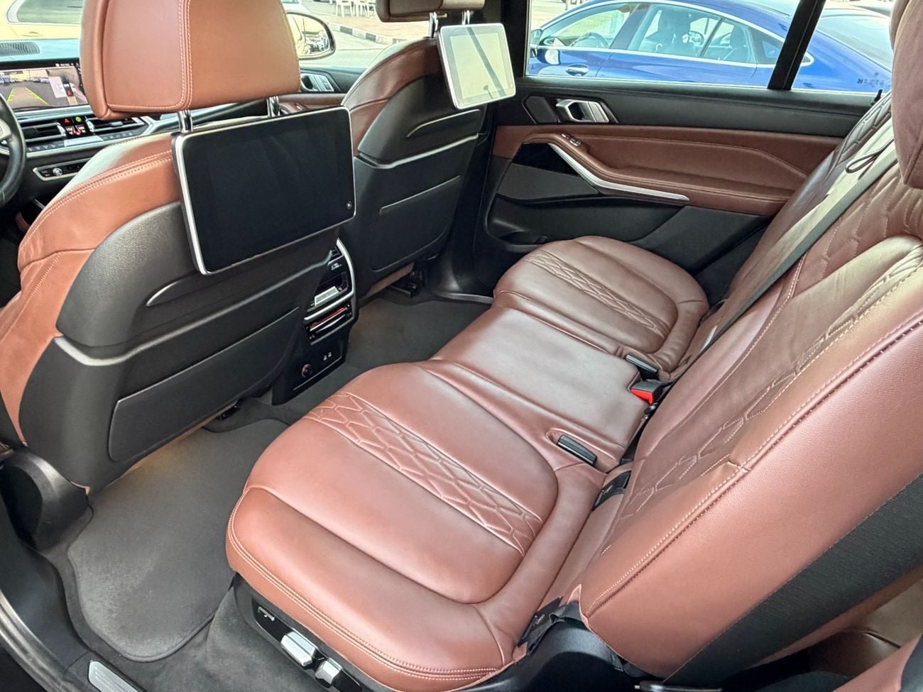 بي أم دبليو X7 40i M Sport Premium 3.0L