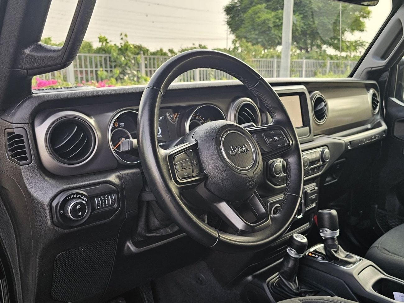 Jeep Wrangler Sport 3.6L A/T (5 Seater)