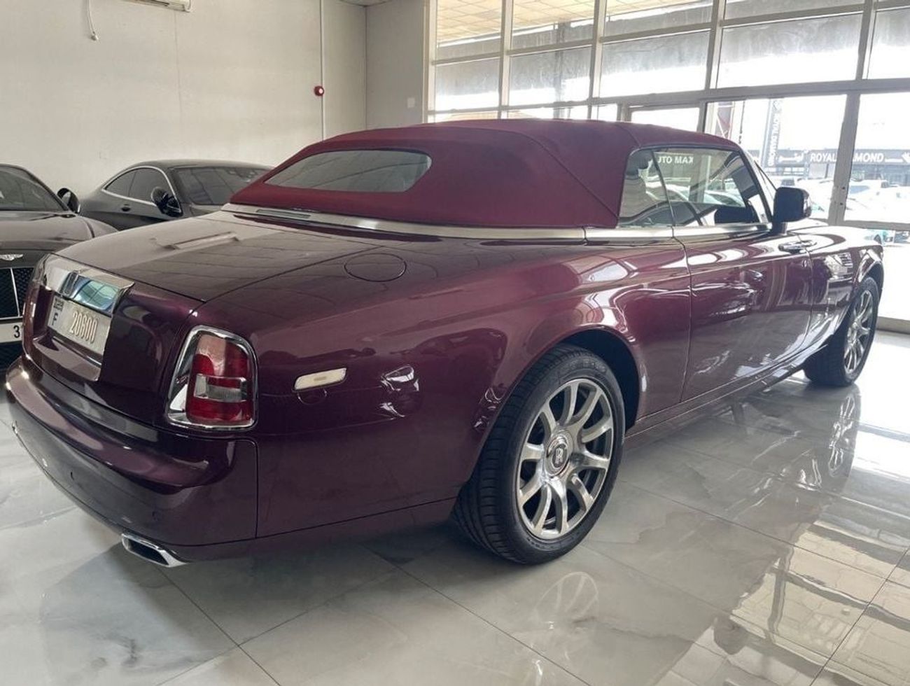 رولز رويس فانتوم Drophead 6.8L