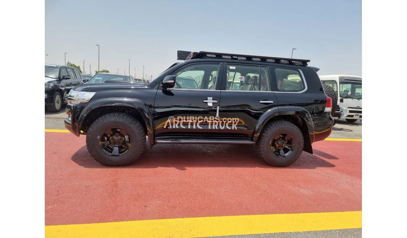 تويوتا لاند كروزر تويوتا لاند كروزر GXR ، 4.5 لتر ، ديزل ، موديل 2020 ، معدل بالكامل للقيادة على الطرق الوعرة مع خزان