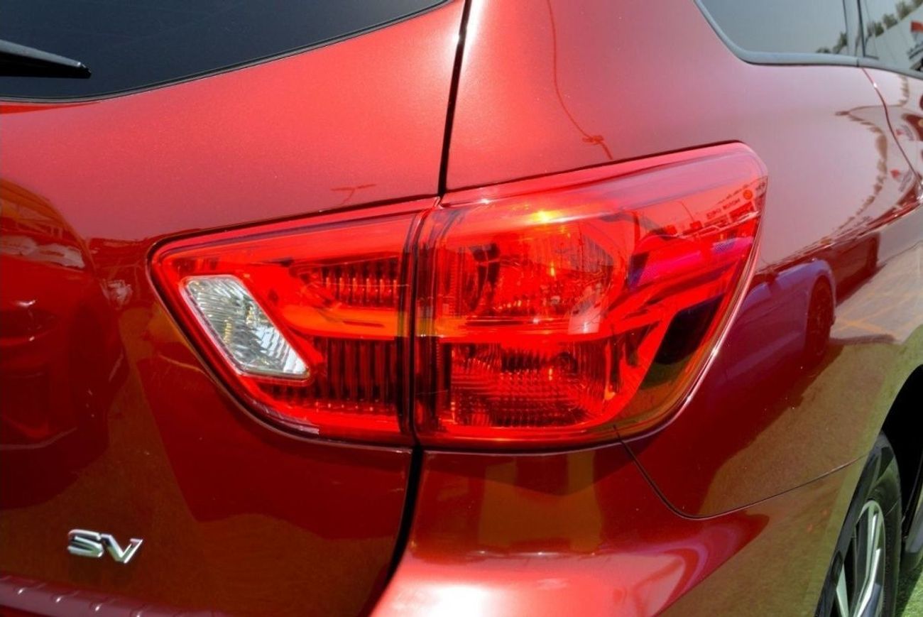 نيسان باثفايندر SV