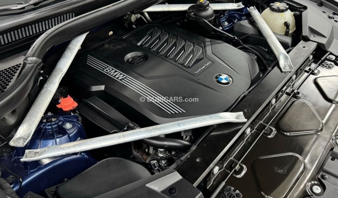 BMW X5 40i M Sport Exclusive GCC .. FSH .. M kit .. Perfect Condition .. V6 .. Top Range